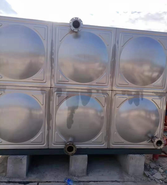 青浦组合式不锈钢水箱，玻璃钢水箱的替代品，不锈钢冲压板组合水箱
