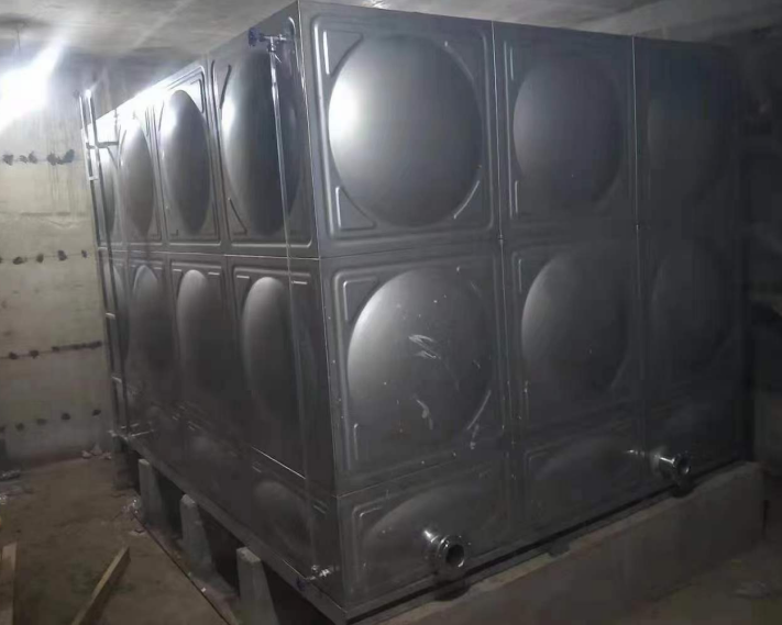 青浦不锈钢保温水箱的焊接方法